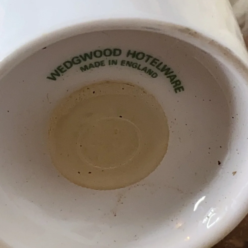 Wedgewood Hotelware White/Pink Flowers Salt And Pepper Shakers